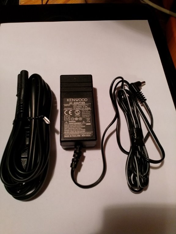 Charger for Kenwood TH-74D (unused). - 10 EUR