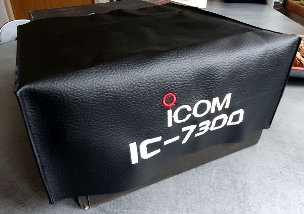 IC-7300W1.jpg